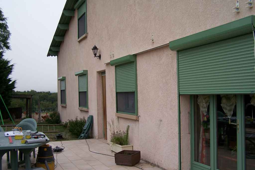Volet_Roulant_-_Neveu,_St_Genis_Laval_(6)
